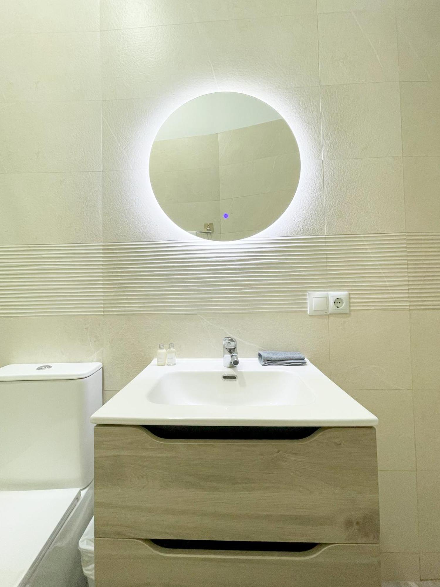 Cerca Del Centro Y Luminoso Appartement *